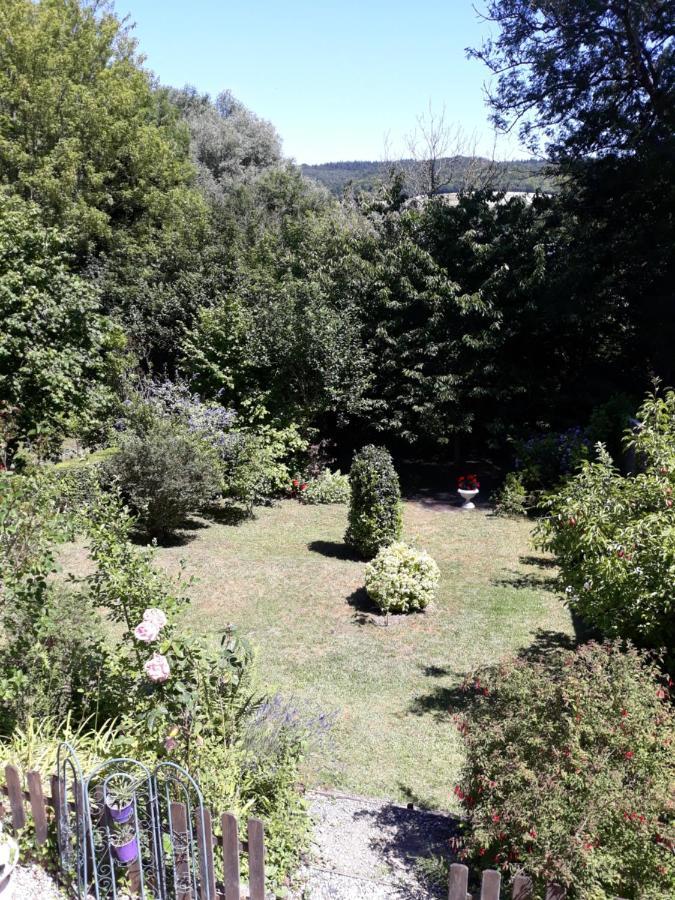 L'Escale Arquaise, La Maison Au Jardin Fleuri A 5 Min De Dieppe Arques-la-Bataille Exterior photo